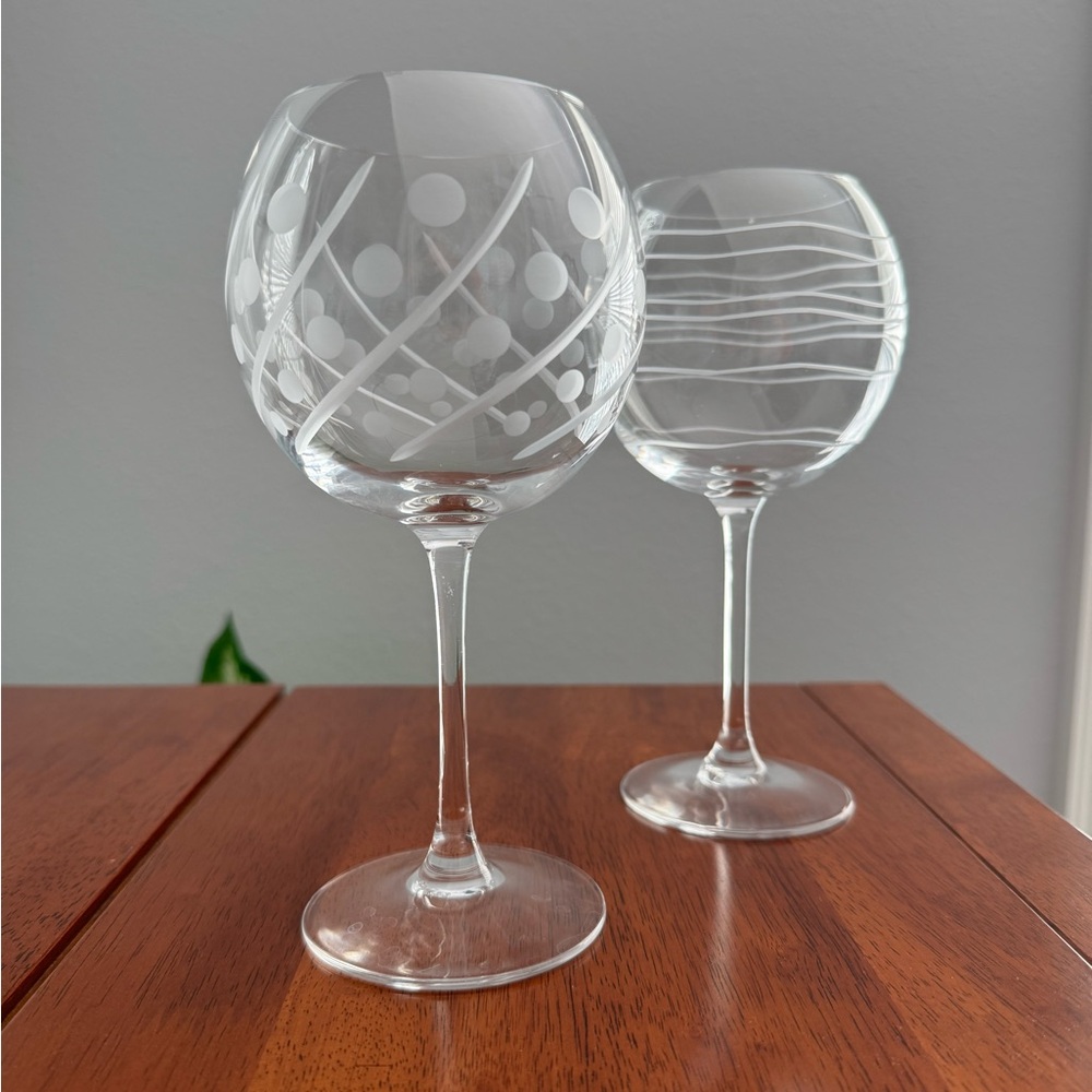 Set of (2) Balloon Wine Glasses. Part of Cristal D’Arques-Durand Collection.